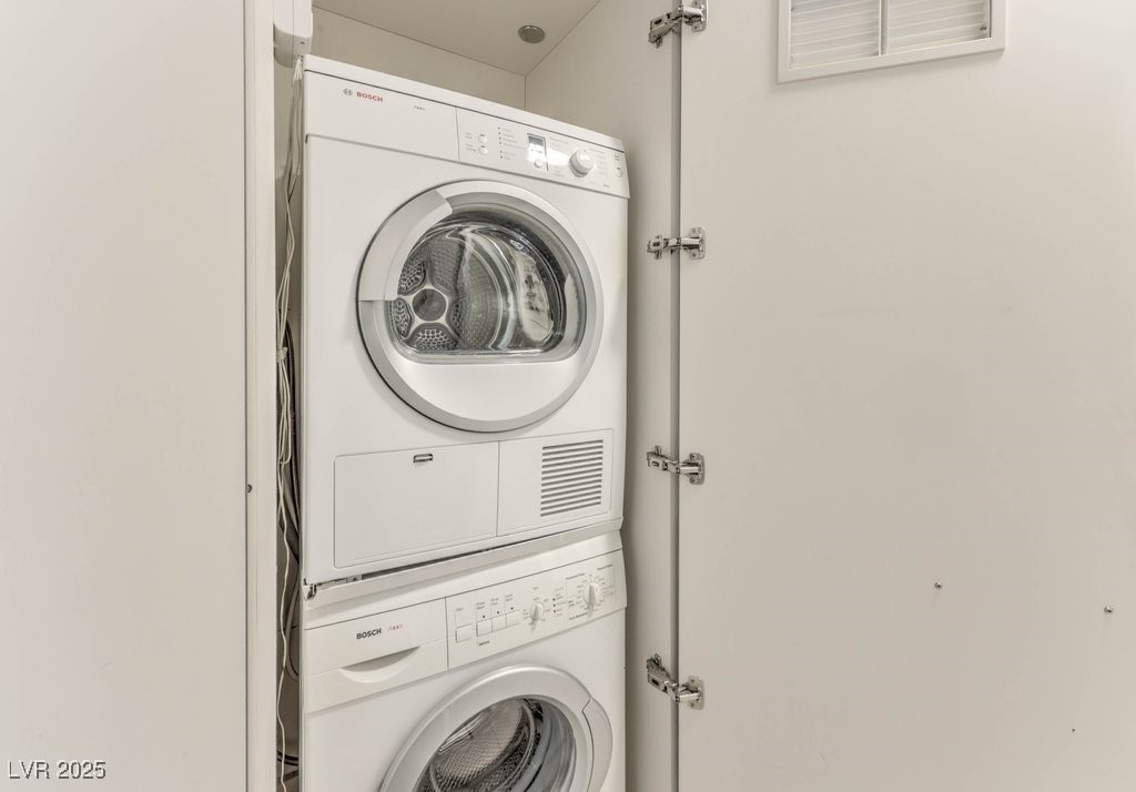 3722 Las Vegas Boulevard 708