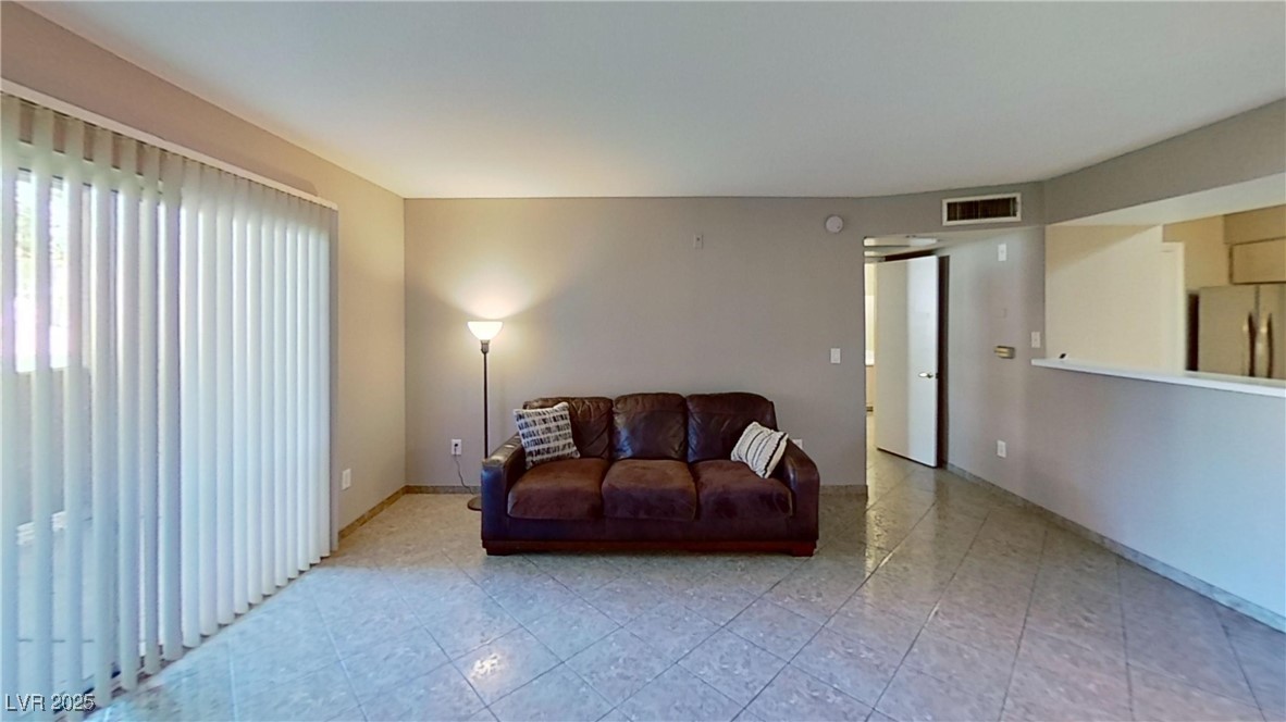 1150 North Buffalo Drive 1105