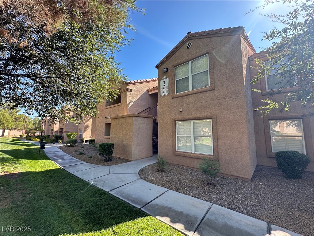 1150 North Buffalo Drive 1105