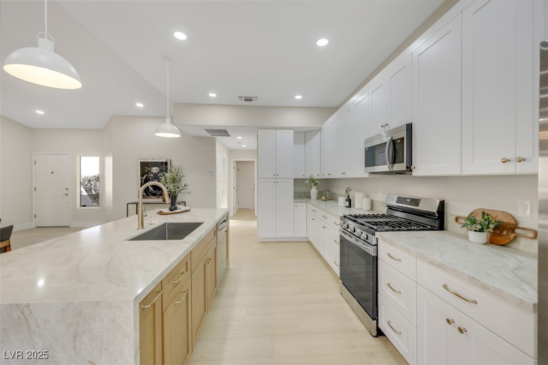 2441 Banora Point Drive