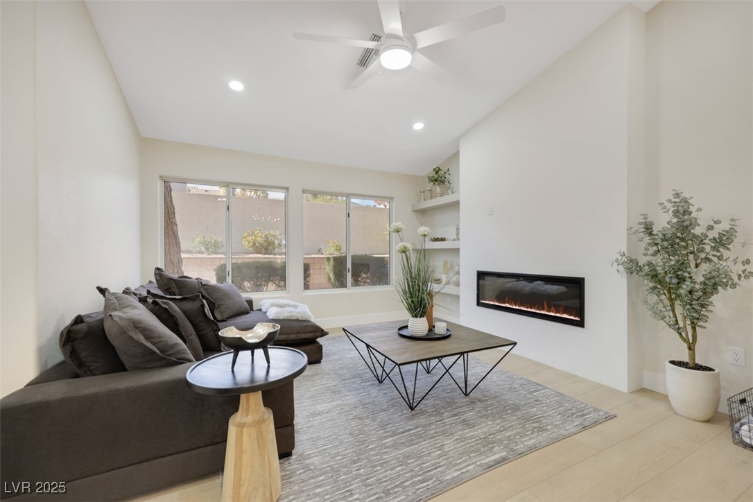 2441 Banora Point Drive