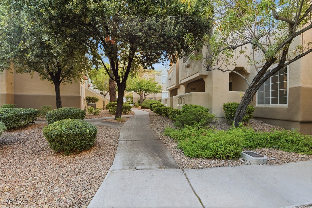 1900 Rio Canyon Court 102