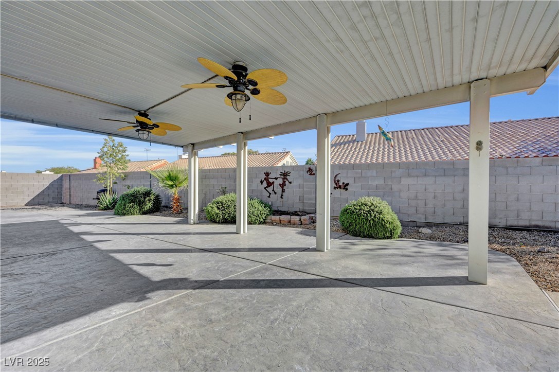 693 Scenic Tierra Lane