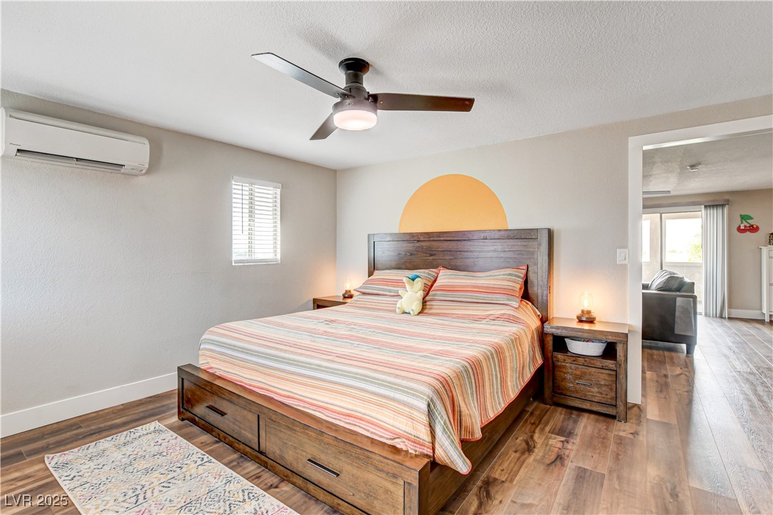 301 East Longacres Drive