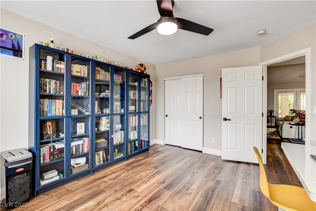 301 East Longacres Drive