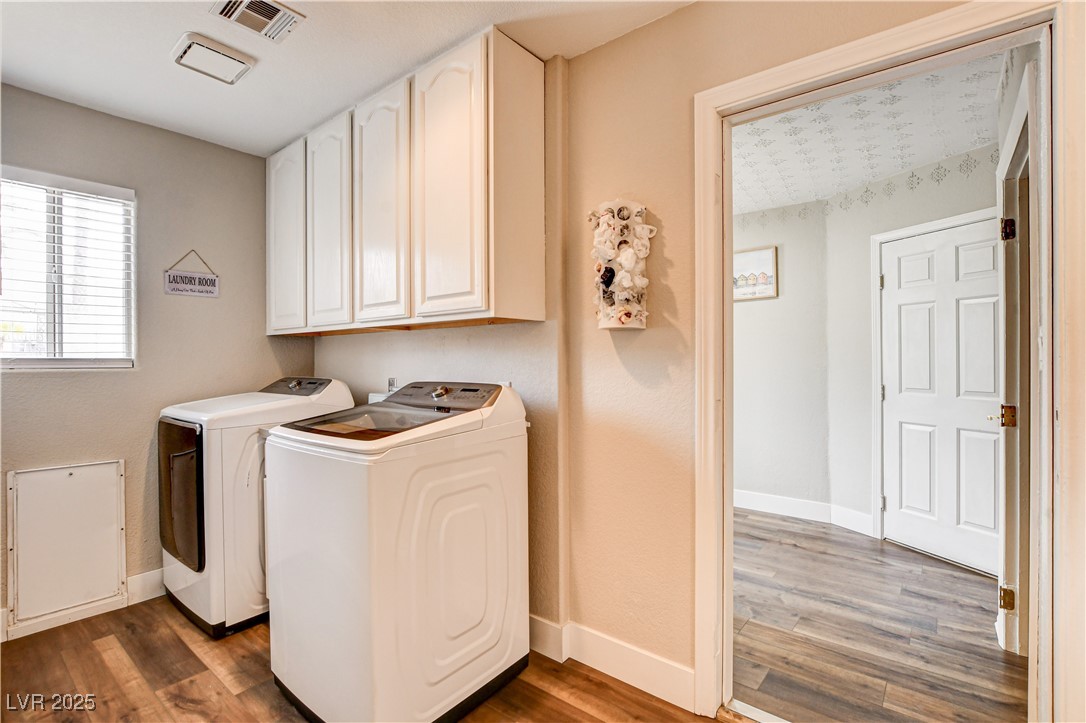 301 East Longacres Drive