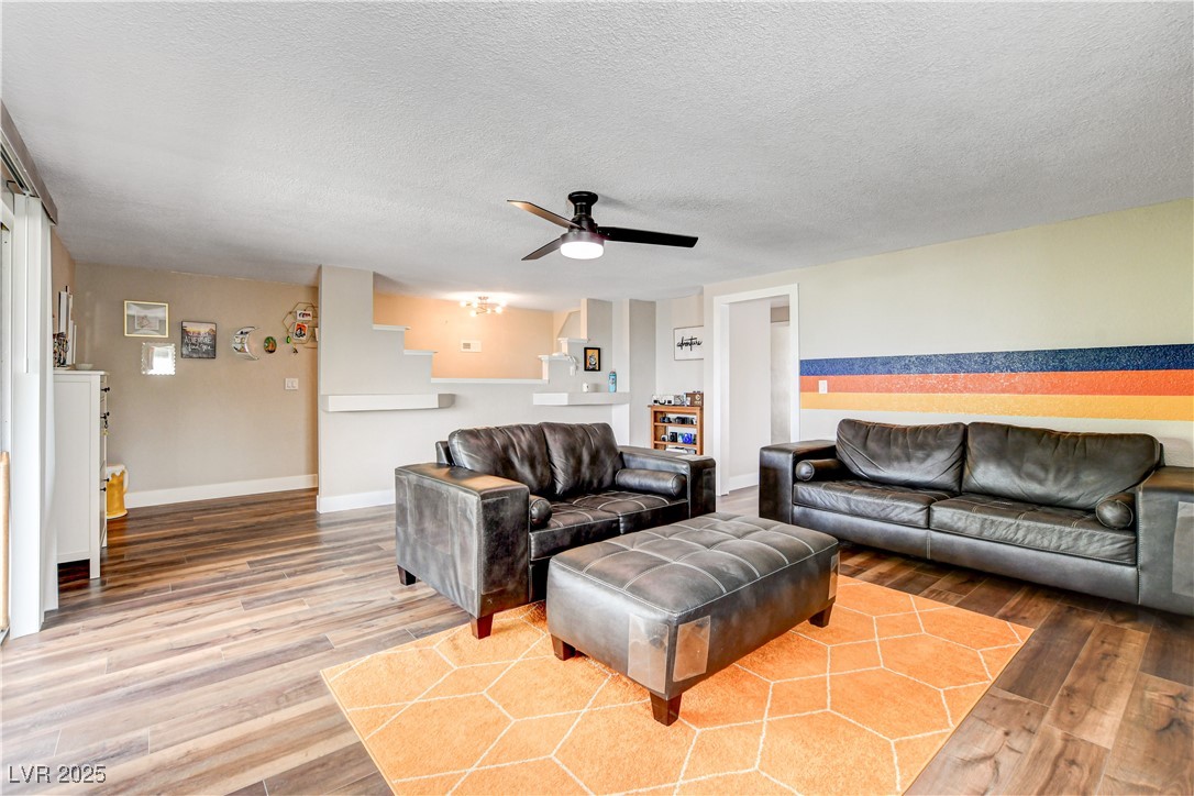 301 East Longacres Drive