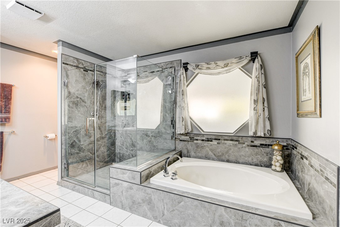 301 East Longacres Drive