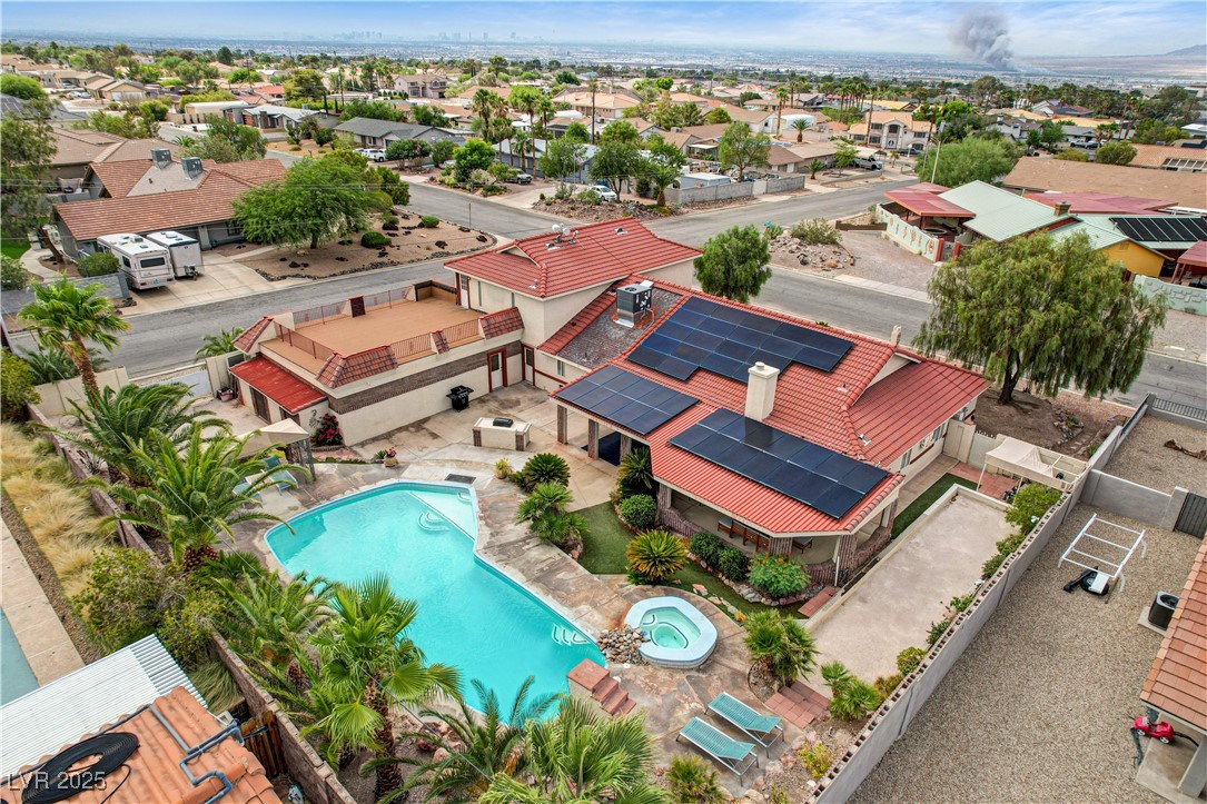 301 East Longacres Drive