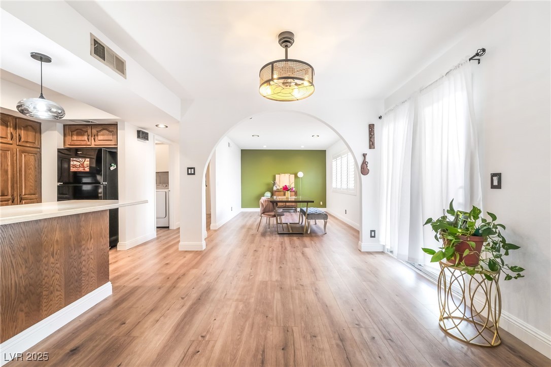 3543 Blackstone Street