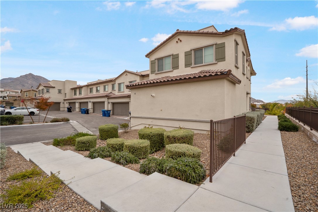 28 Alamere Falls Drive