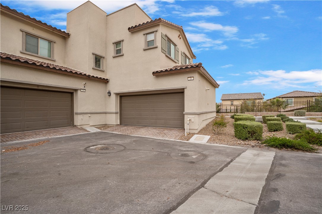 28 Alamere Falls Drive