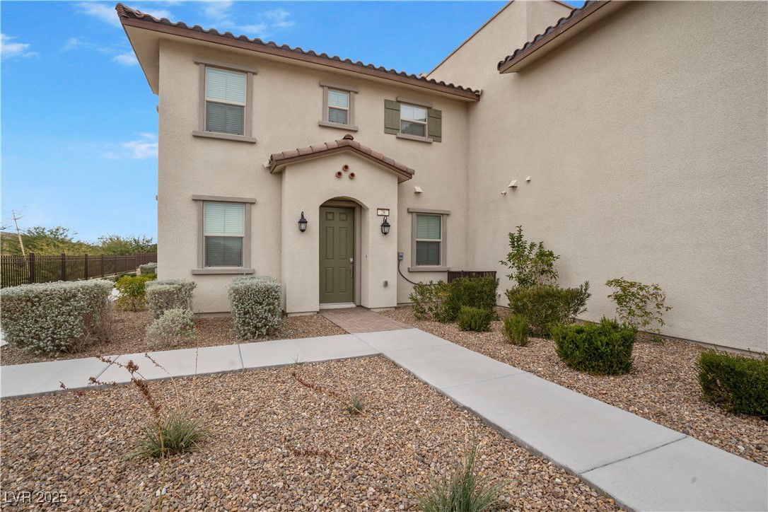 28 Alamere Falls Drive