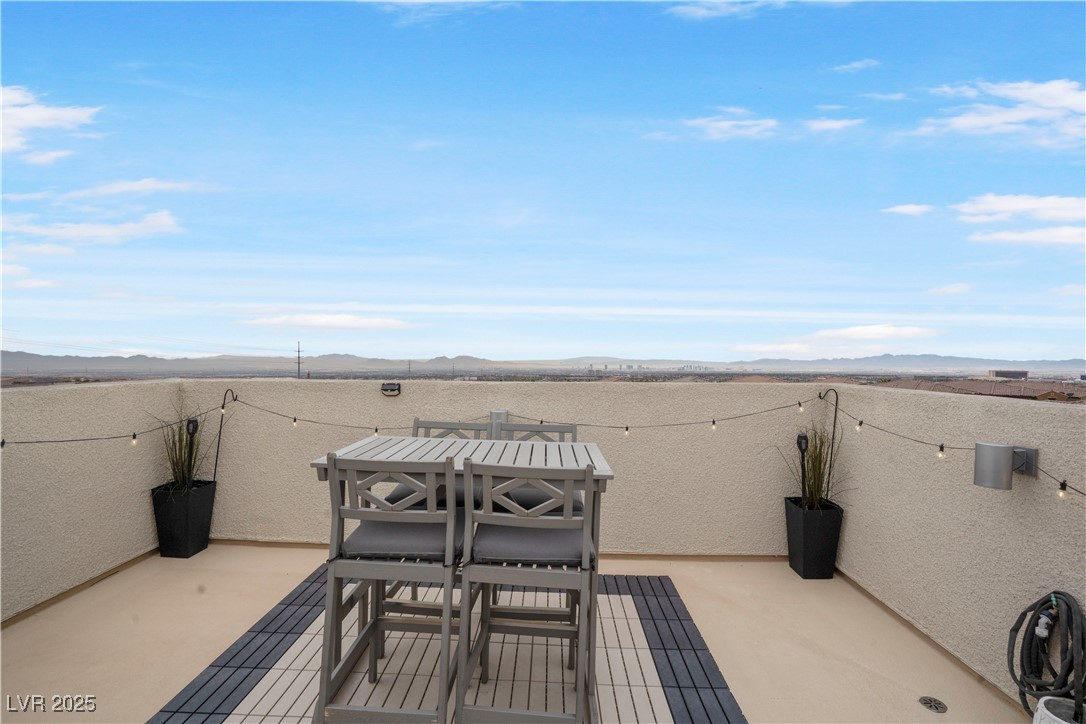 28 Alamere Falls Drive