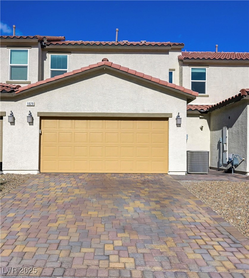 1029 Mineral Wells Avenue