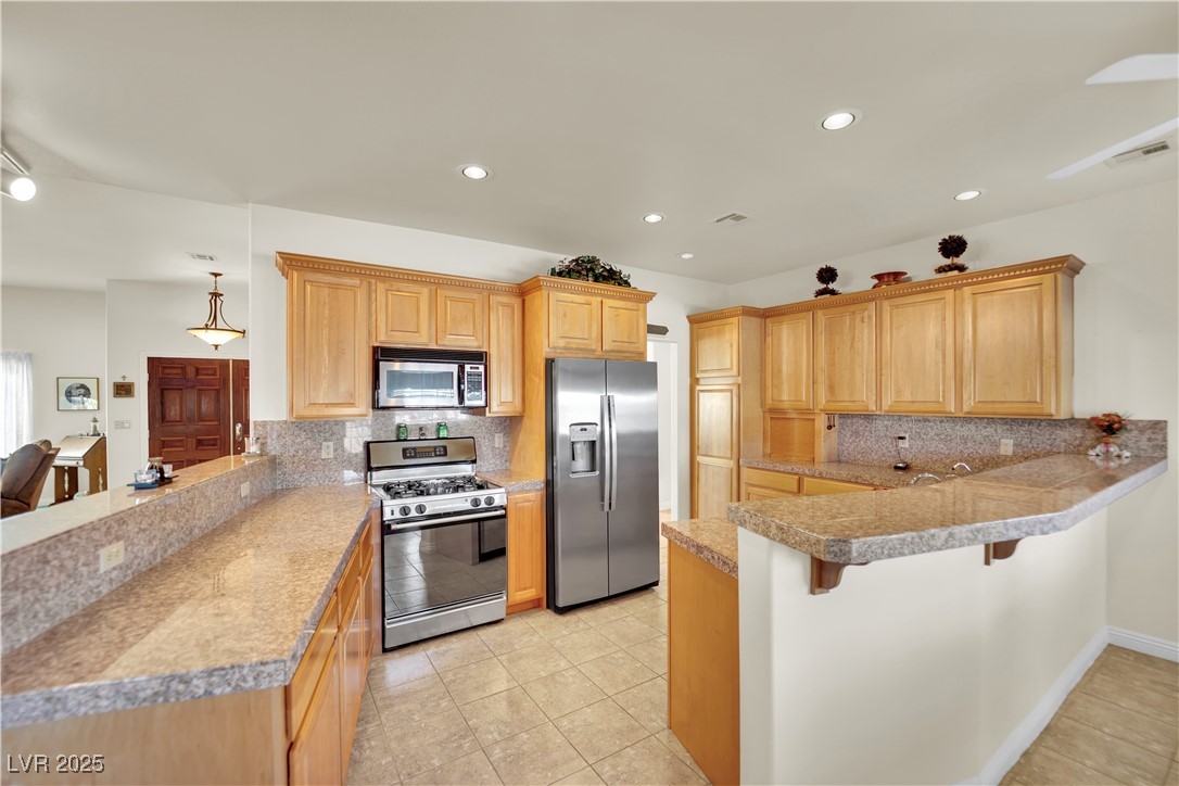 8016 Golfers Oasis Drive