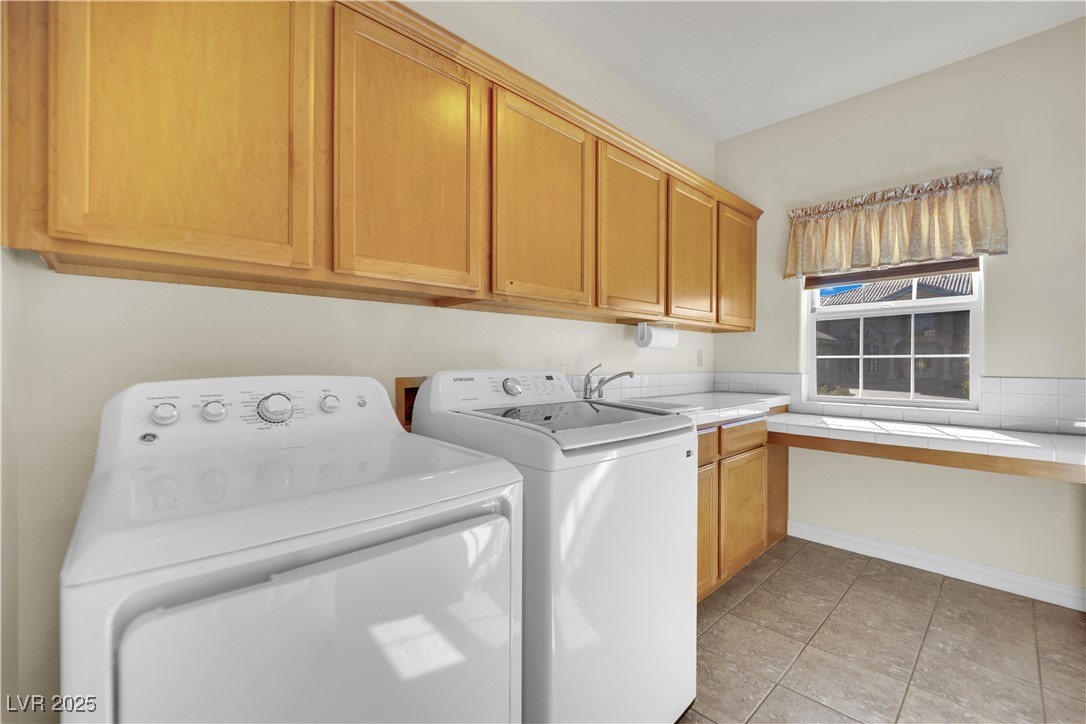 8016 Golfers Oasis Drive