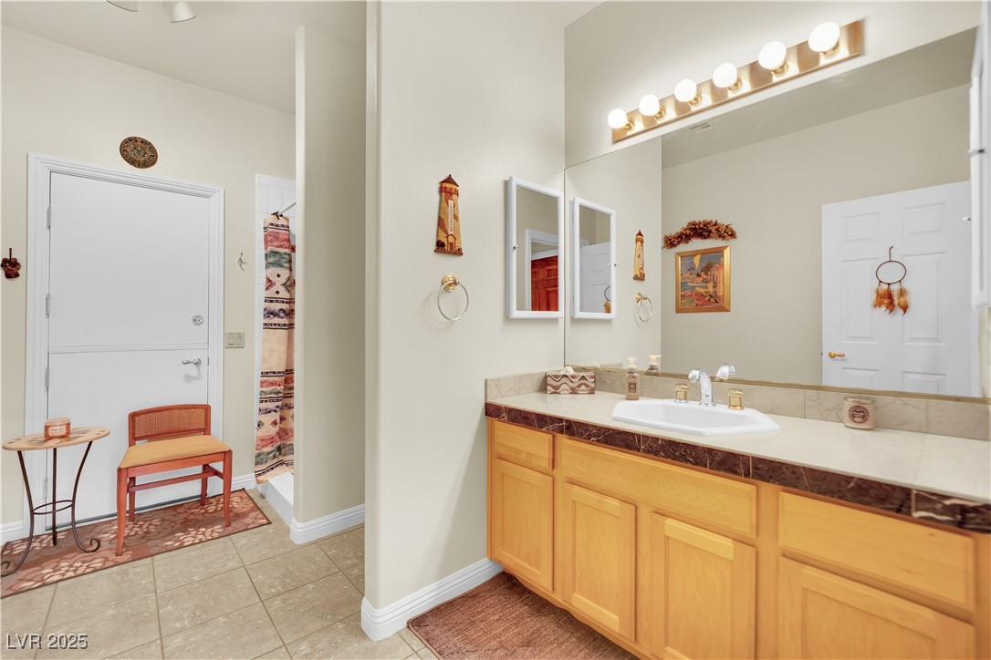 8016 Golfers Oasis Drive