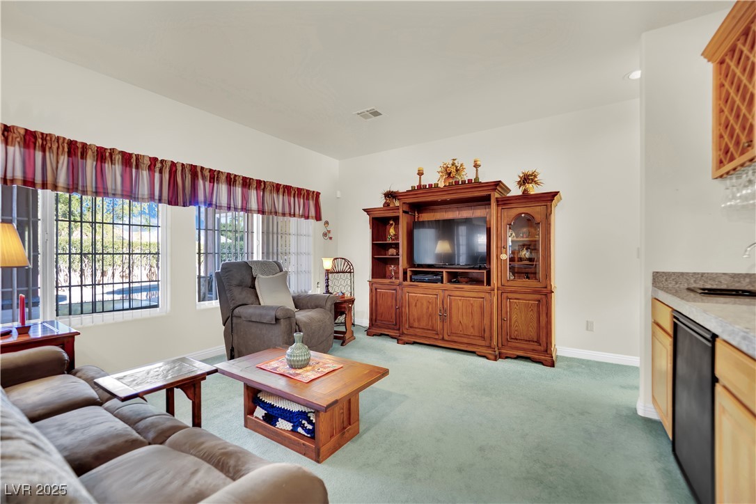 8016 Golfers Oasis Drive