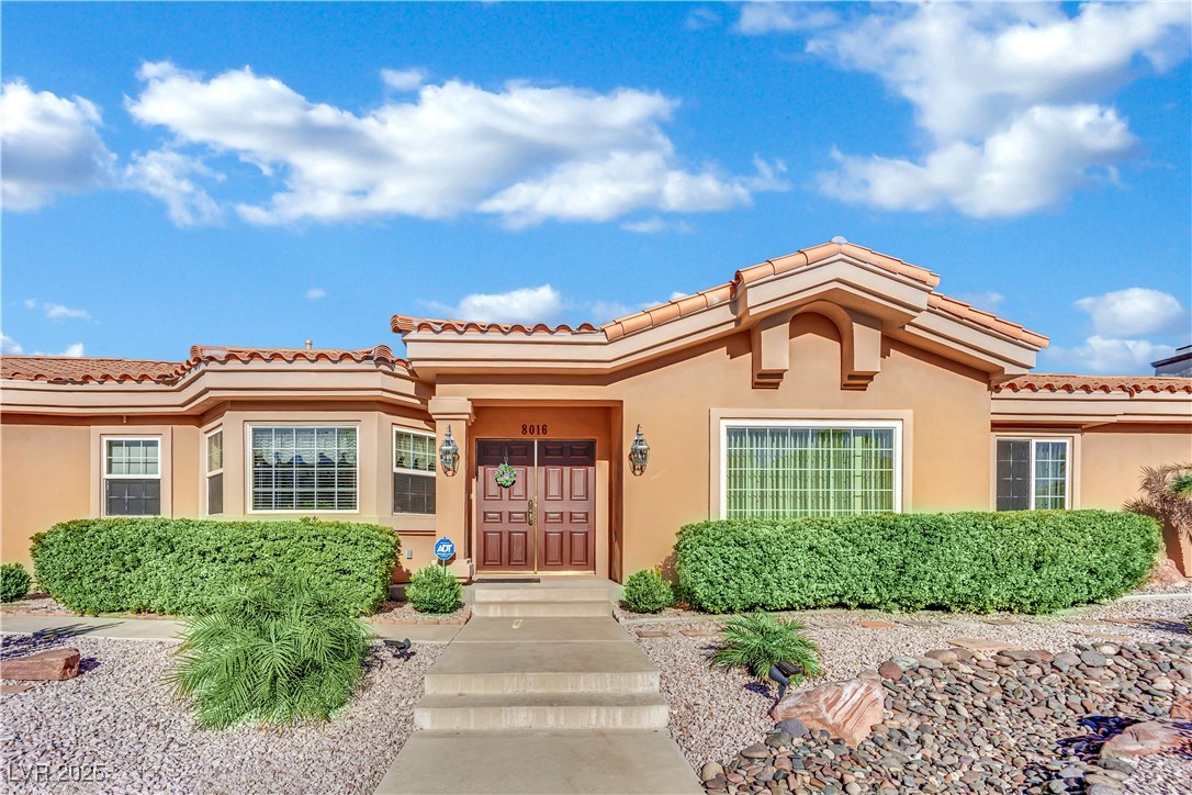 8016 Golfers Oasis Drive