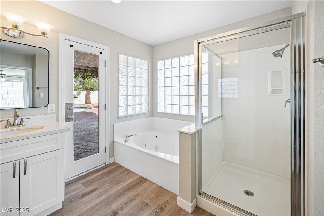 3605 North Torrey Pines Drive