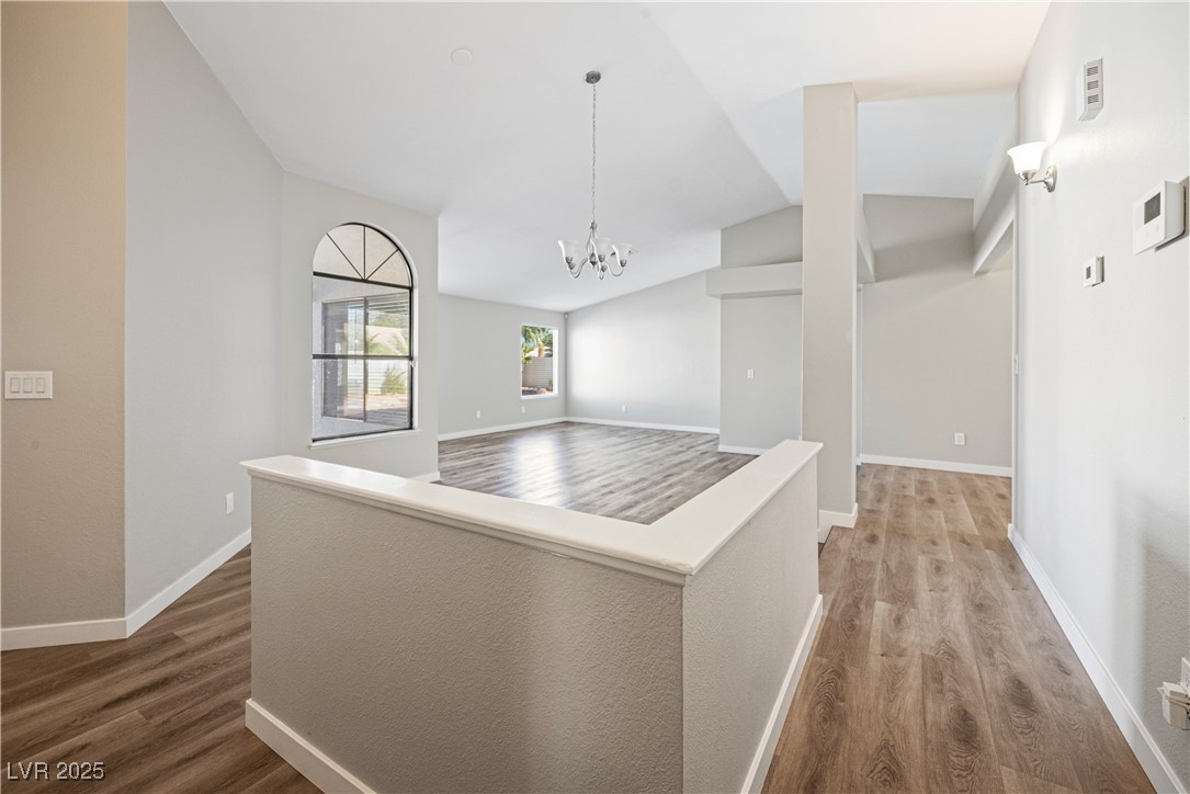 3605 North Torrey Pines Drive