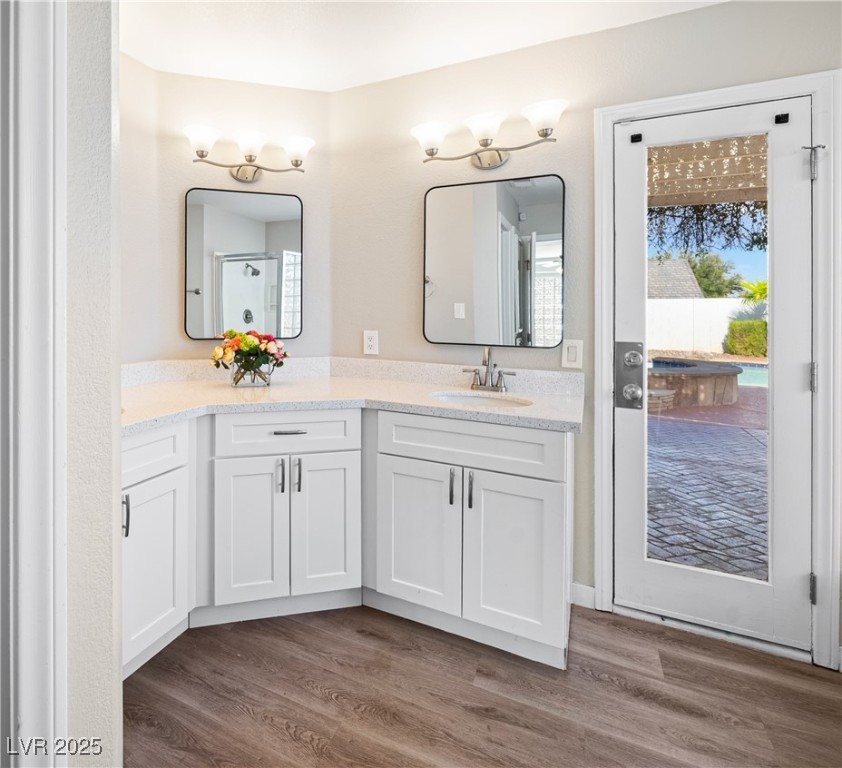 3605 North Torrey Pines Drive