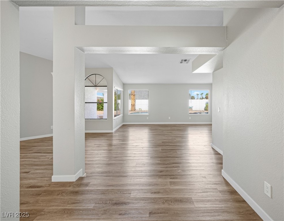 3605 North Torrey Pines Drive