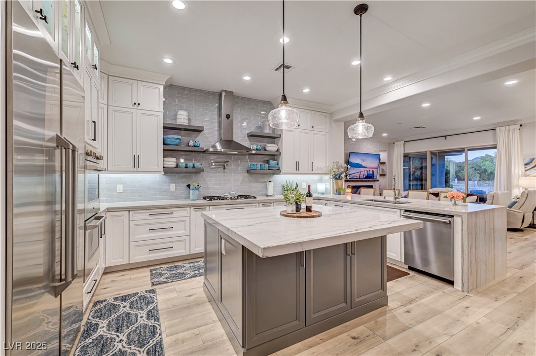 105 Fountainhead Circle