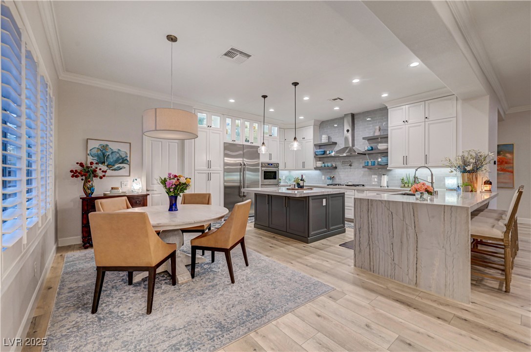 105 Fountainhead Circle