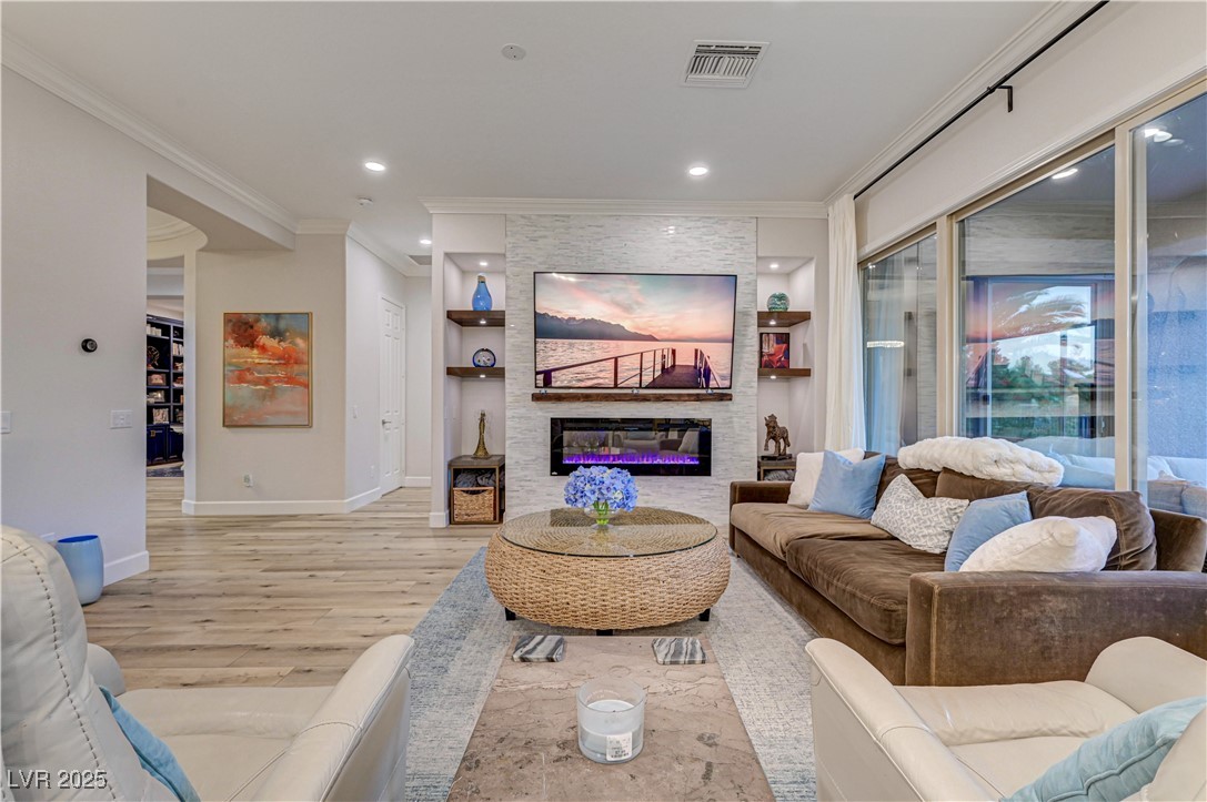 105 Fountainhead Circle