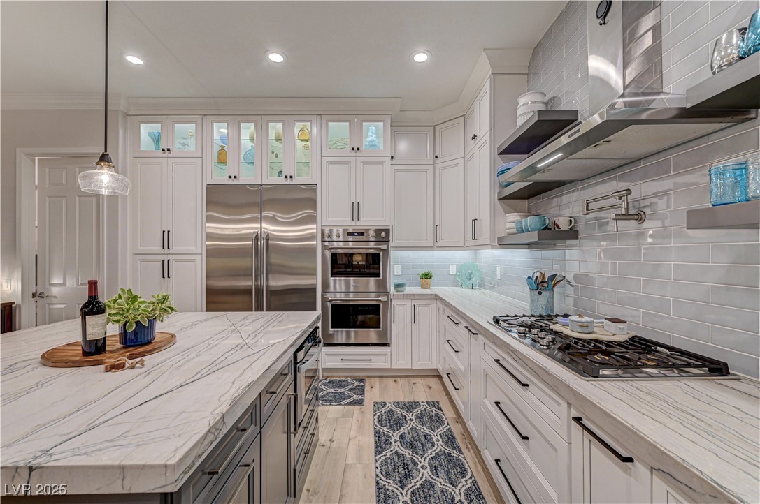 105 Fountainhead Circle