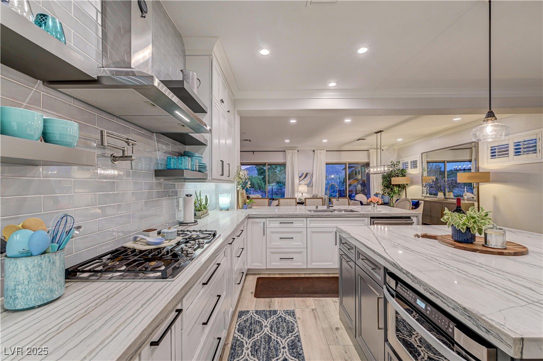 105 Fountainhead Circle