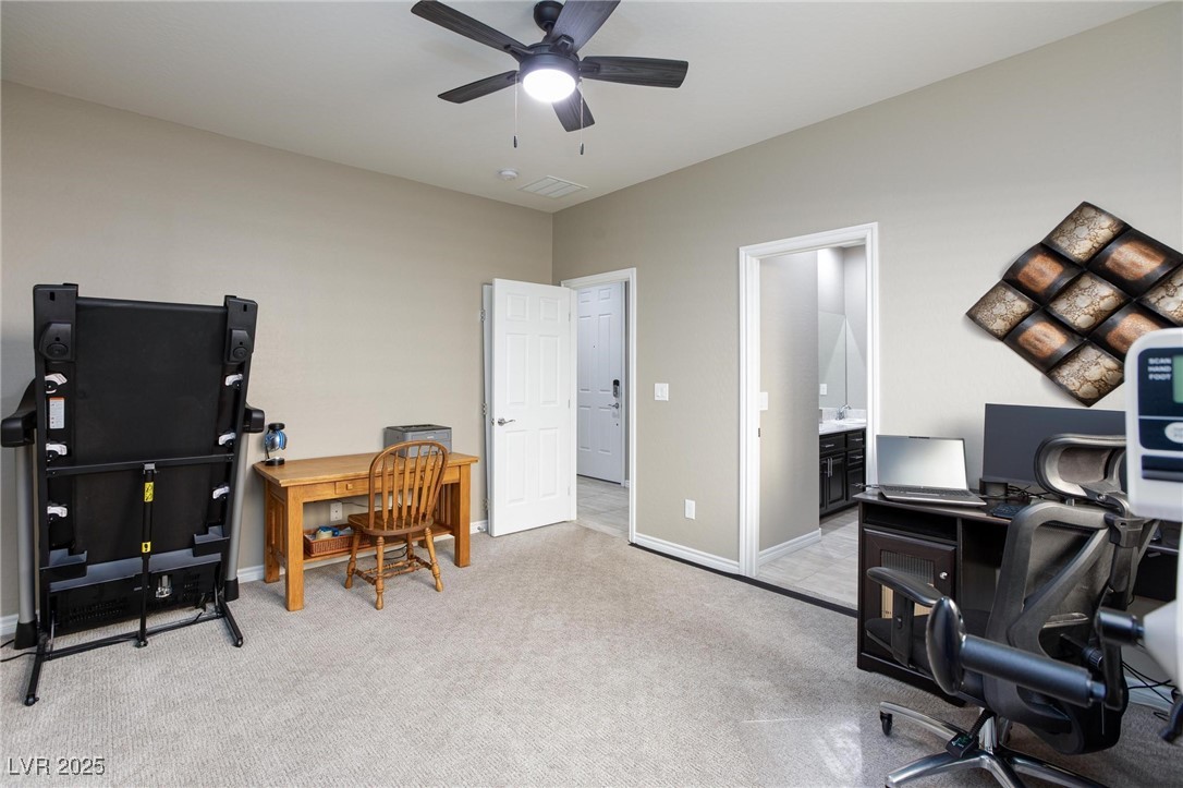 988 Fairway Hill Street