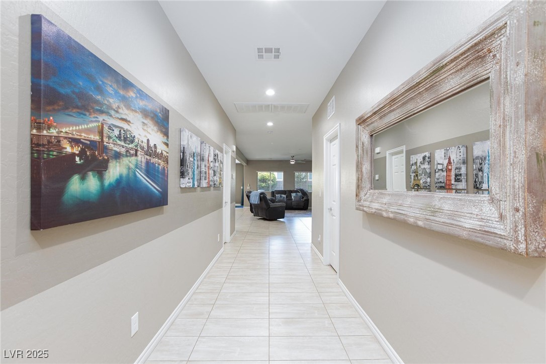 988 Fairway Hill Street