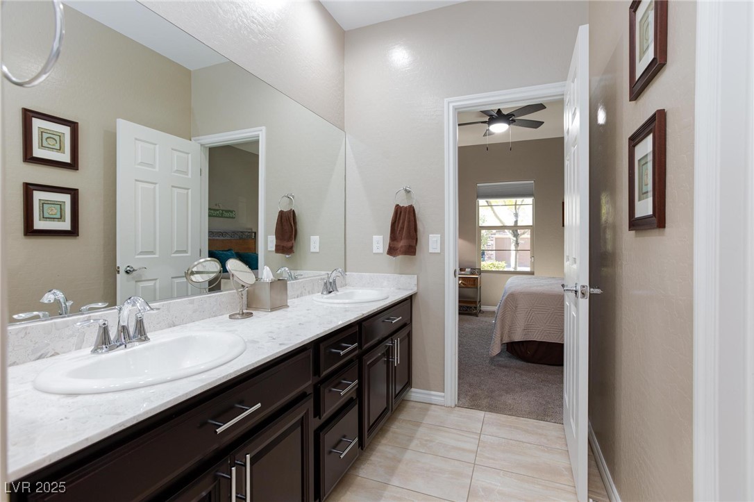 988 Fairway Hill Street