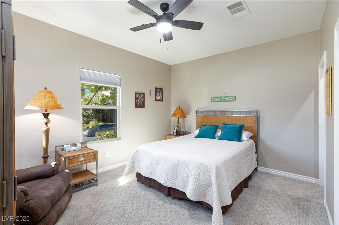 988 Fairway Hill Street