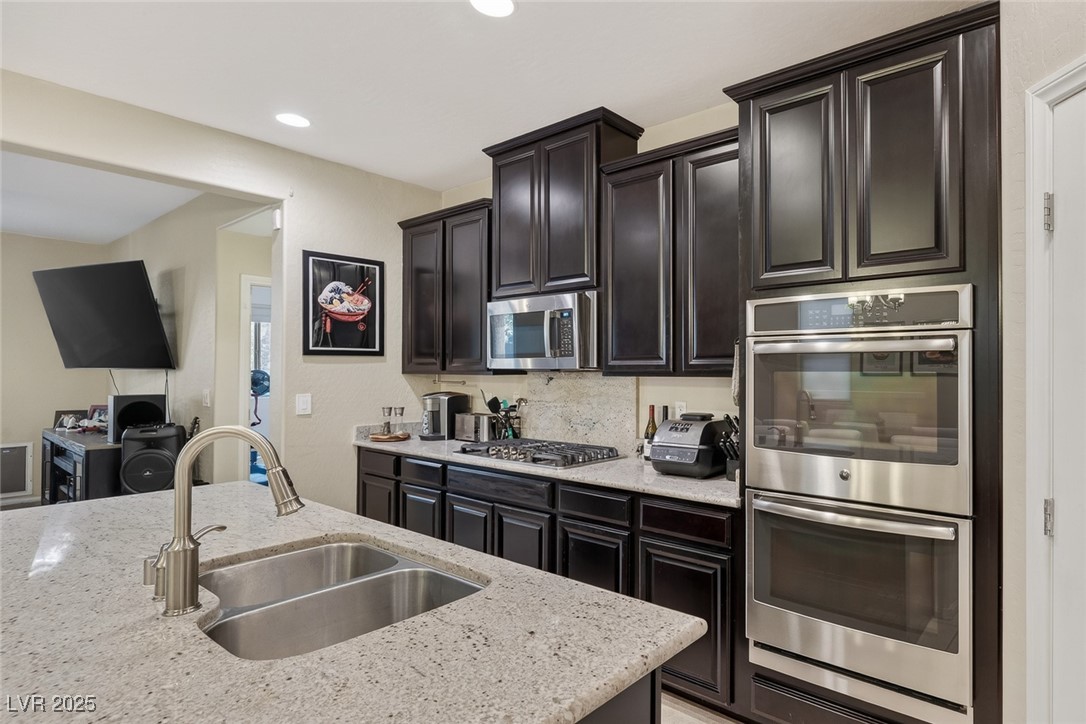 10615 College Hill Avenue