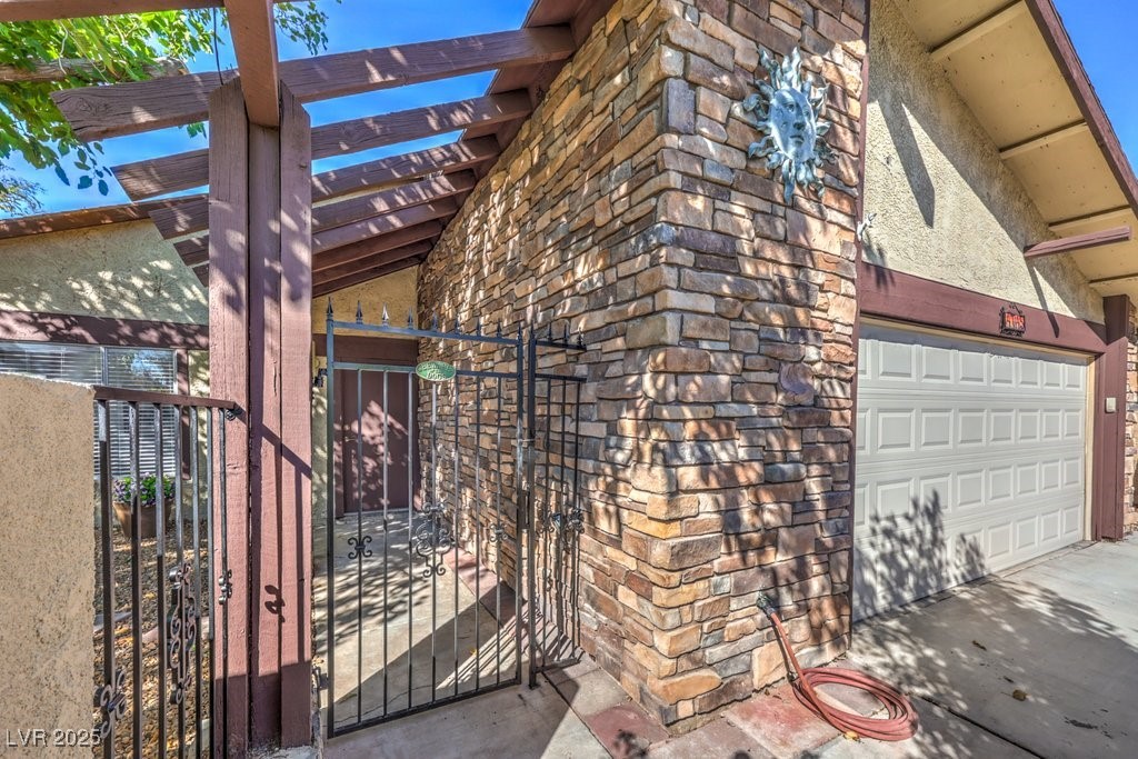 4745 Desert Vista Road