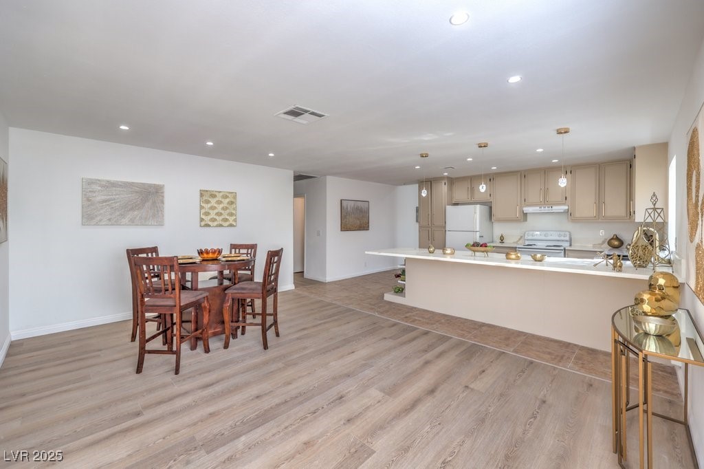 4745 Desert Vista Road