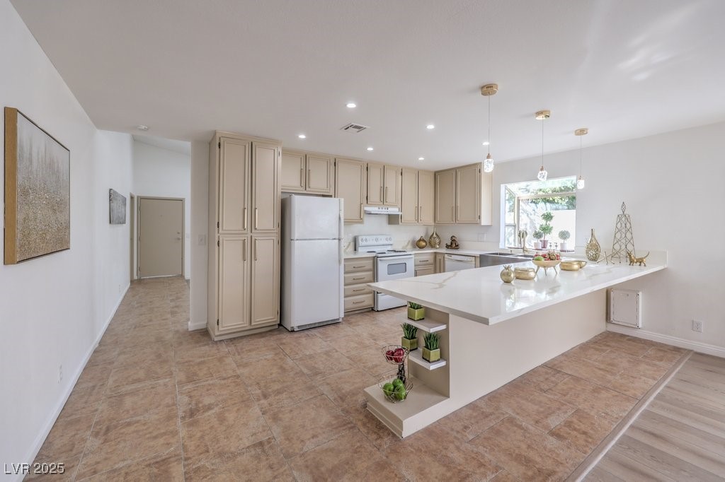 4745 Desert Vista Road