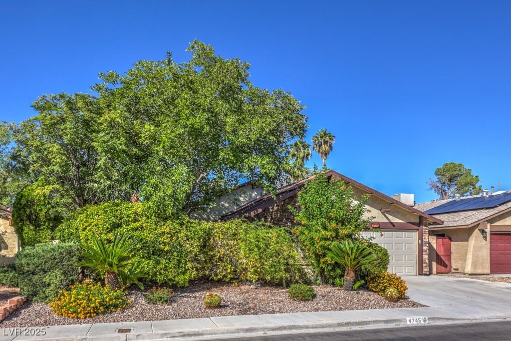 4745 Desert Vista Road
