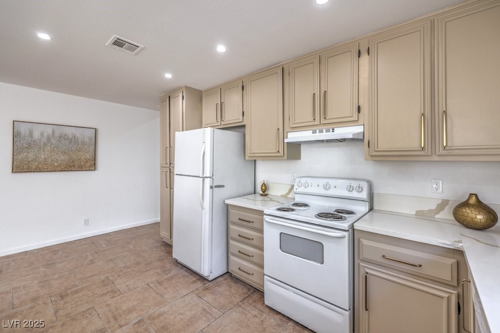 4745 Desert Vista Road