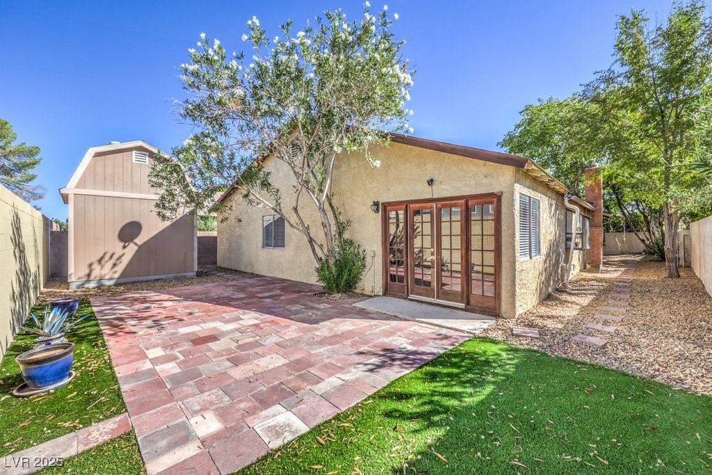 4745 Desert Vista Road