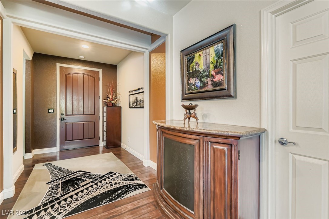 972 Via Canale Drive