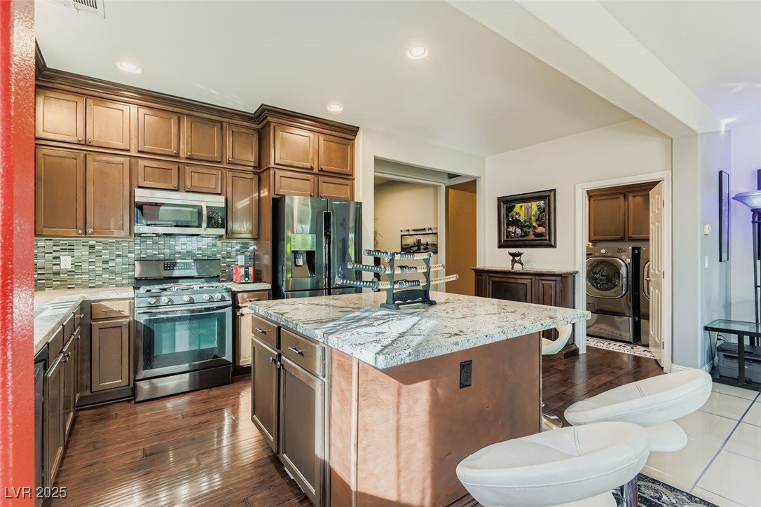 972 Via Canale Drive