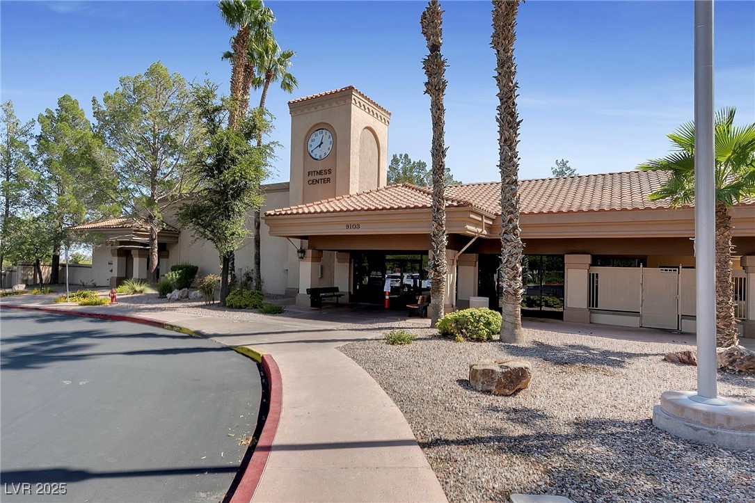 2925 Lotus Hill Drive