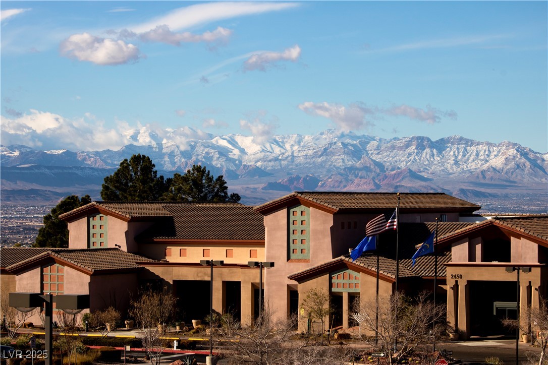 1596 Fieldbrook Street