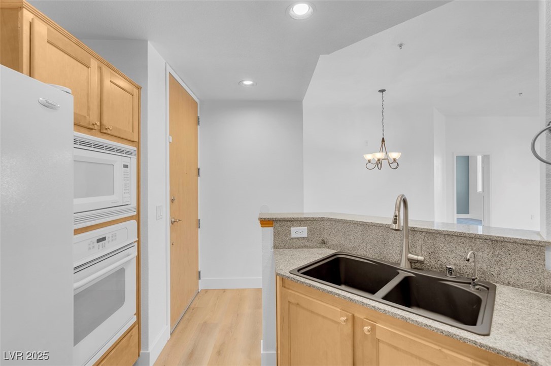 75 East Agate Avenue 206