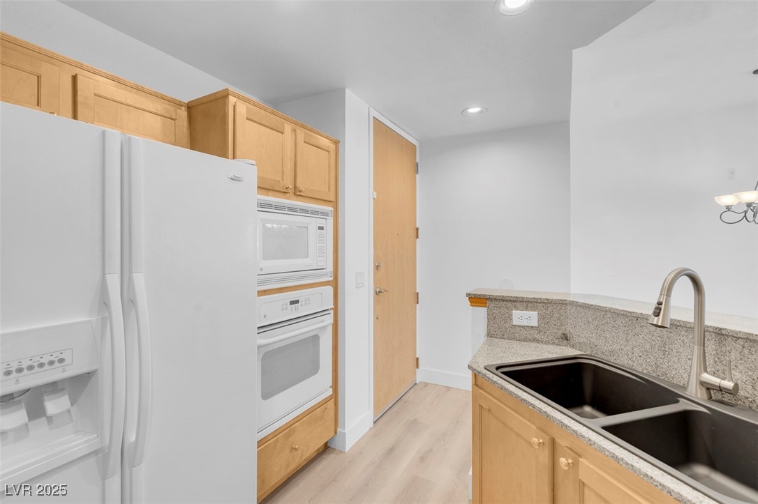75 East Agate Avenue 206